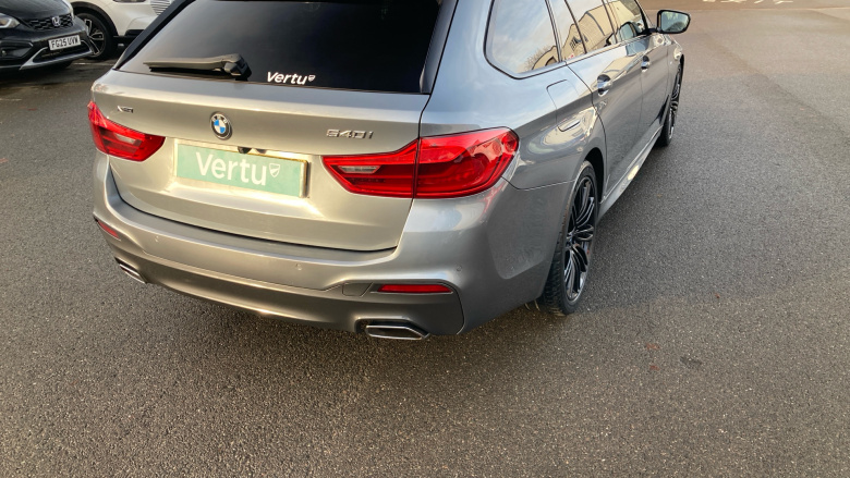 BMW 5 Series 540i xDrive M Sport 5dr Auto Petrol Estate